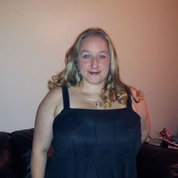 Meet your Posher, Shellie - Picture 1 of 1