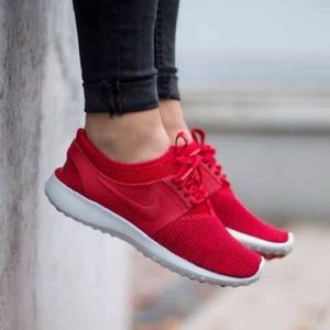 6.5 red Nike juvenate