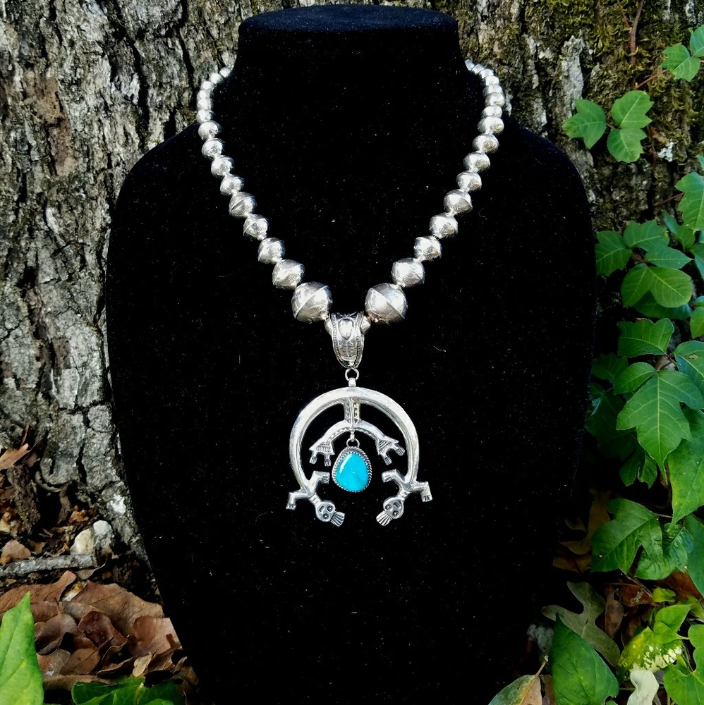 💥SOLD💥VTG Sterling Squash Necklace