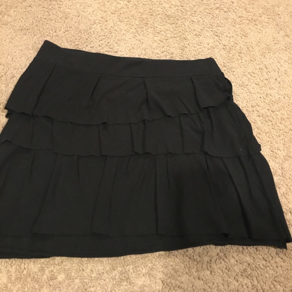 Black Loft Ruffled Skirt