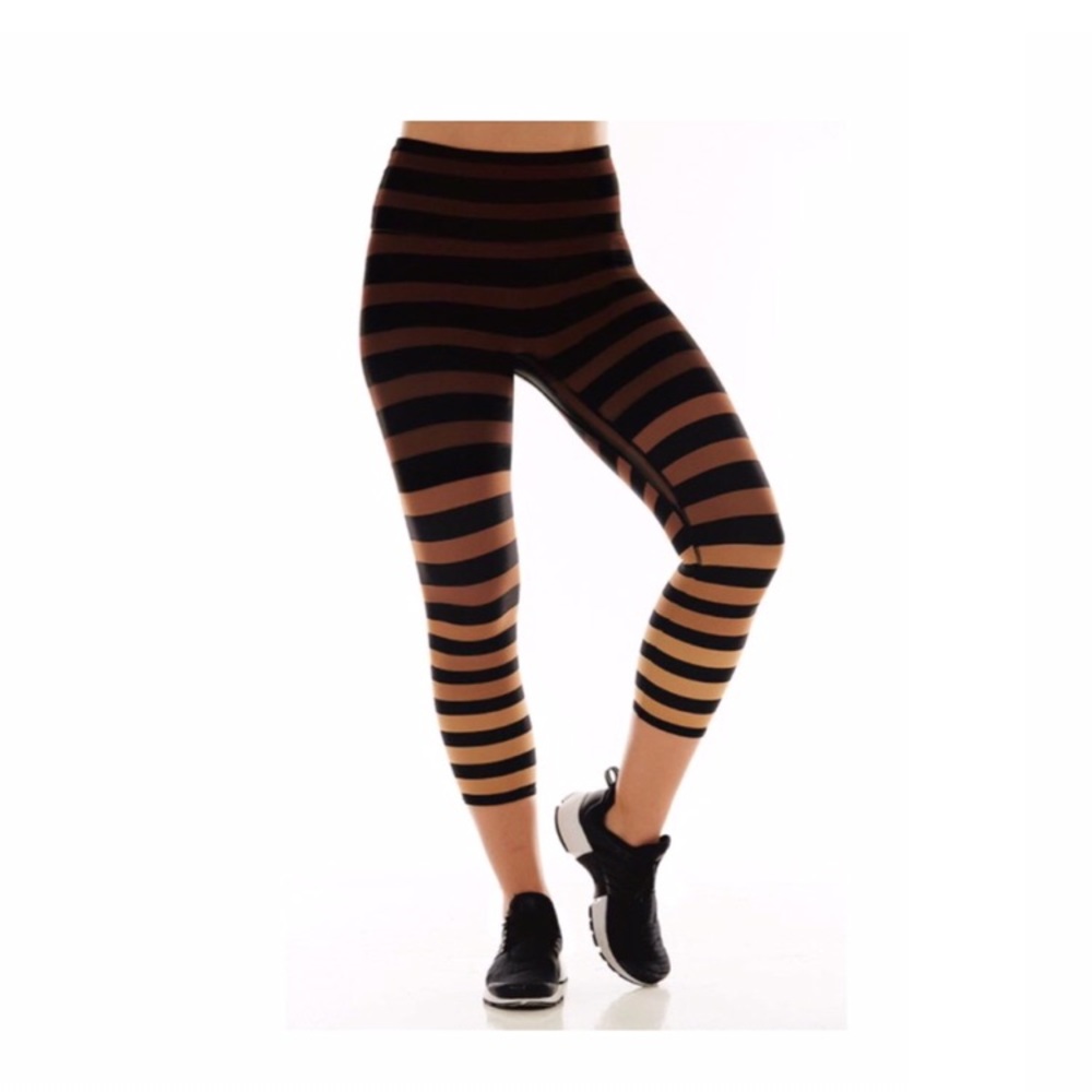 K-DEER (FULL LENGTH) Classic Nude Striped Leggings