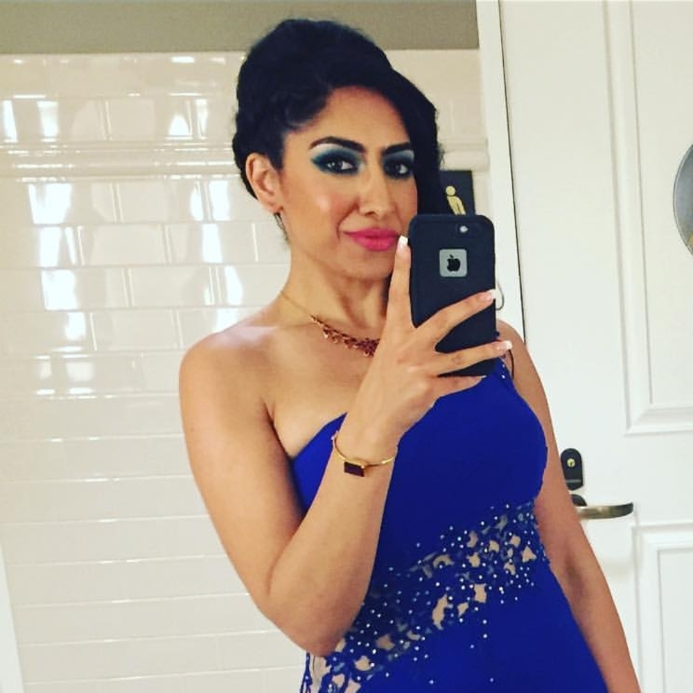 Meet your Posher, Naheed