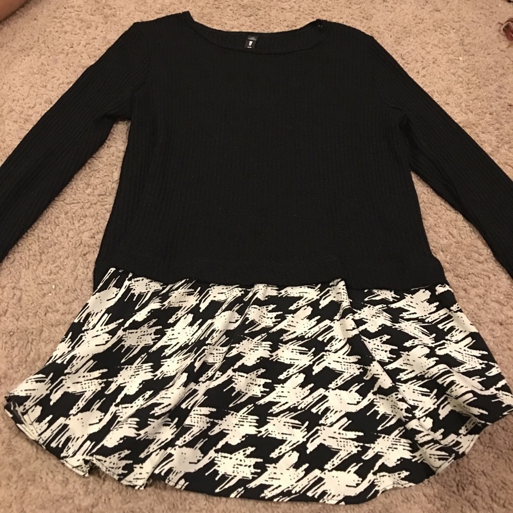 Lord & Taylor Black Sweater