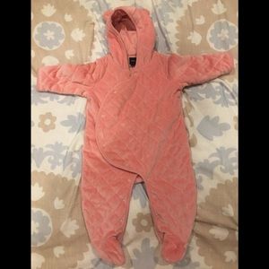 Gap baby girl bunting/ snowsuit NWOT