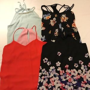 Lot of 4 Express tanks, size XS