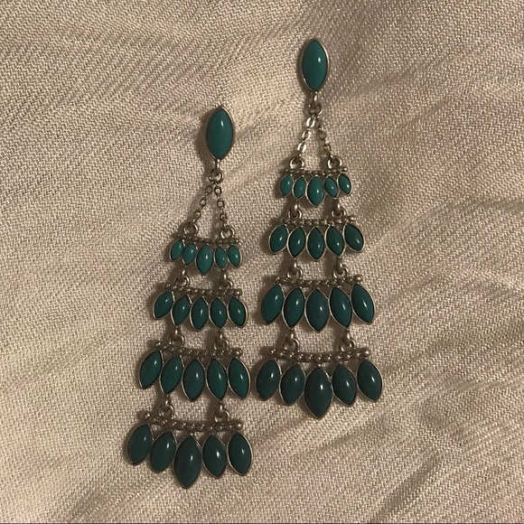 Lia Sophia earrings - Picture 1 of 1