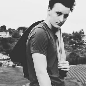 Meet your Posher, Cameron