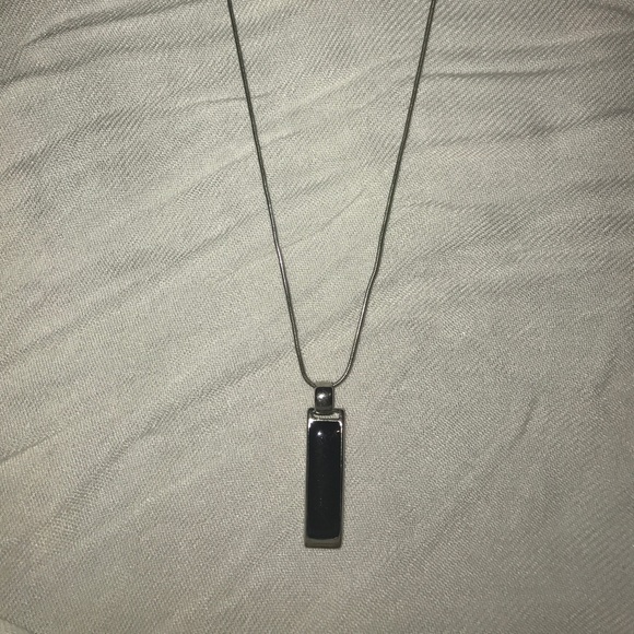 Lia Sophia necklace - Picture 2 of 2