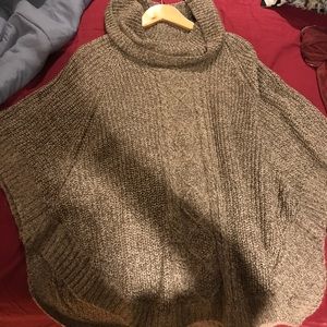 Karen Scott poncho style sweater