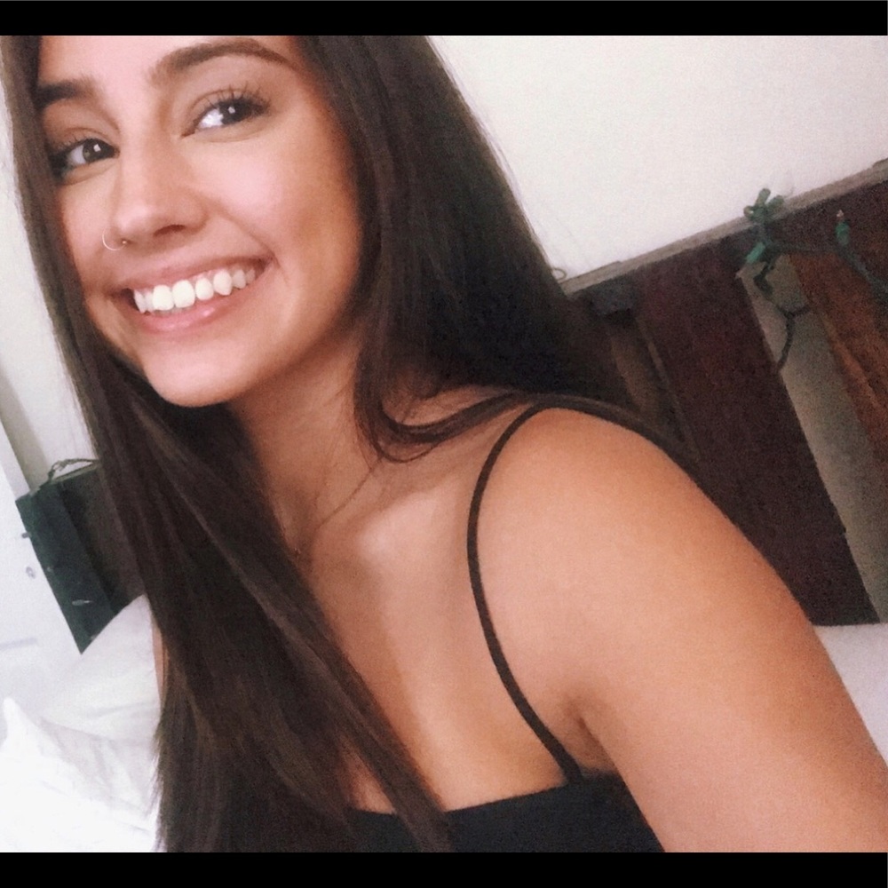 Meet your Posher, Alexus