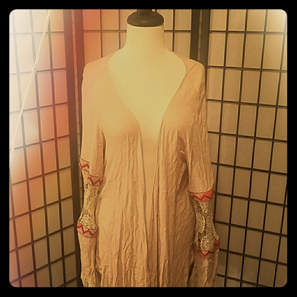 Tribal embroidered kimono