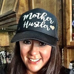 Meet your Posher, Carrie