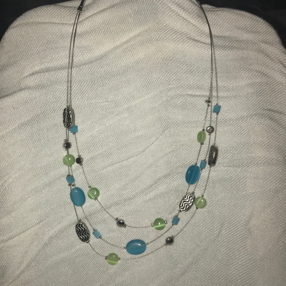 Lia Sophia necklace - Picture 1 of 2