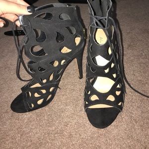 Black Aldo heels