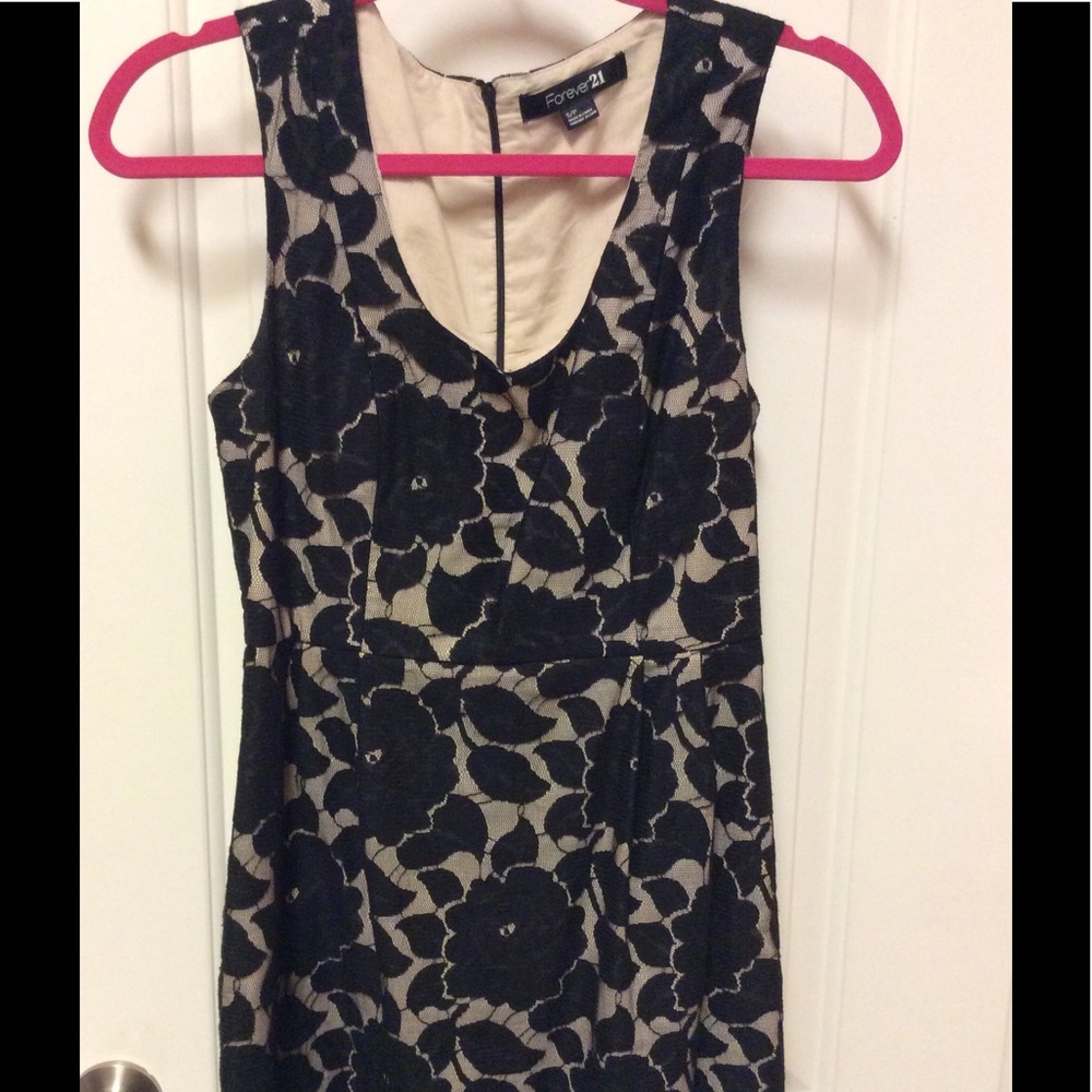 Forever 21 cute lace dress