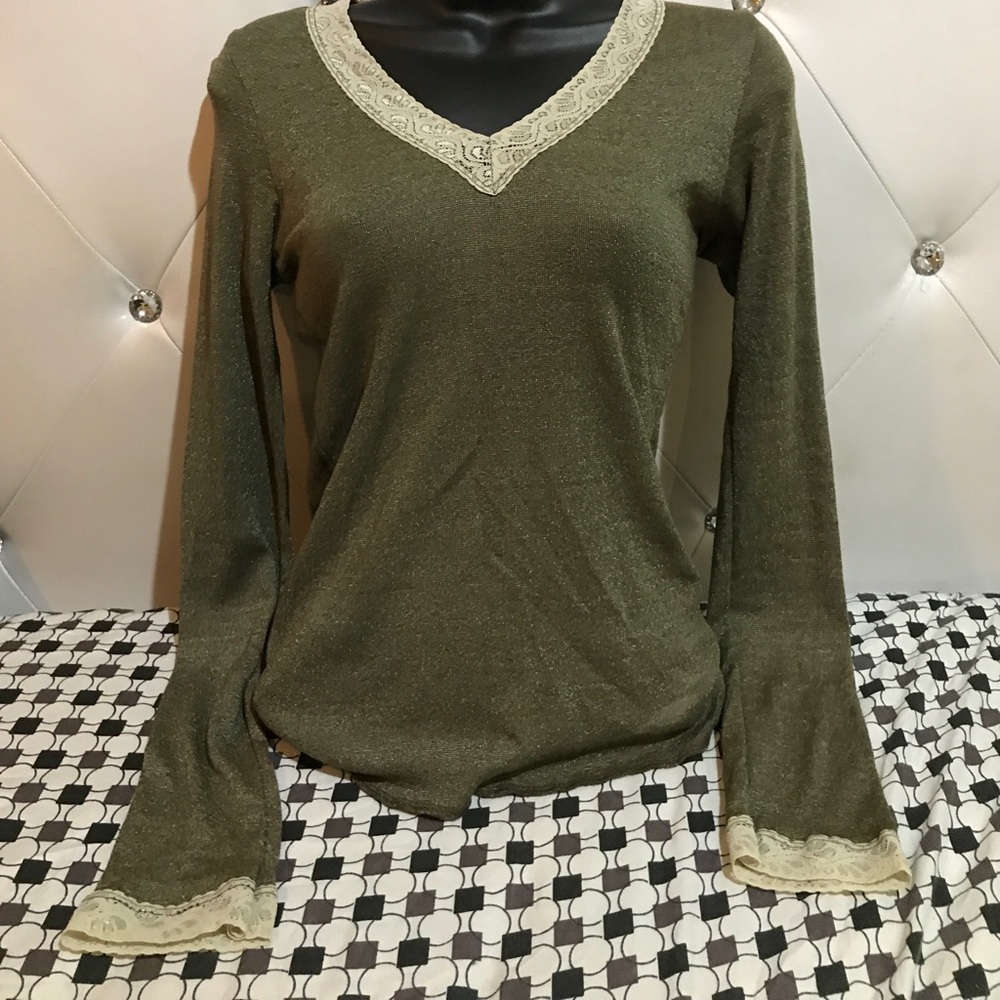 Michael stars long sleeve shirt
