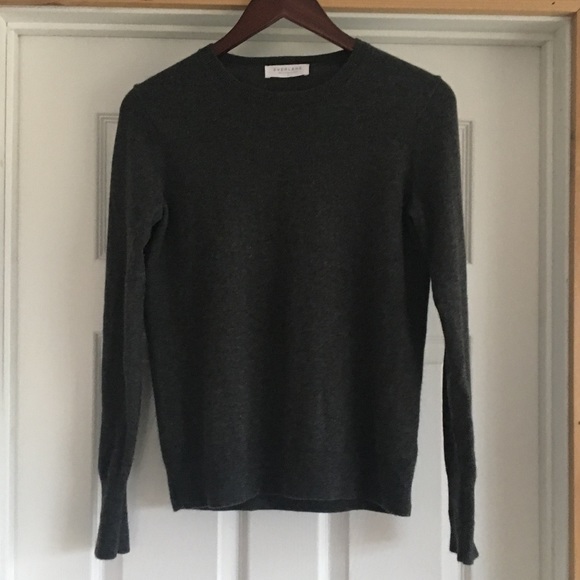 SOLD Everlane 100% Cashmere Crew Sweater - Picture 5 of 8