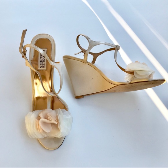 Badgley Mischka Wedge Sandals Gorgeous Sz 9 - Picture 3 of 5