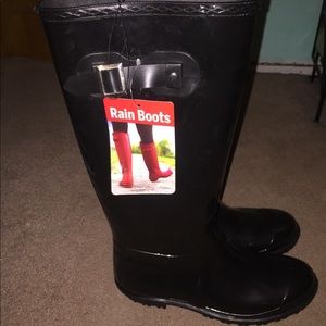 Black Rain Boots