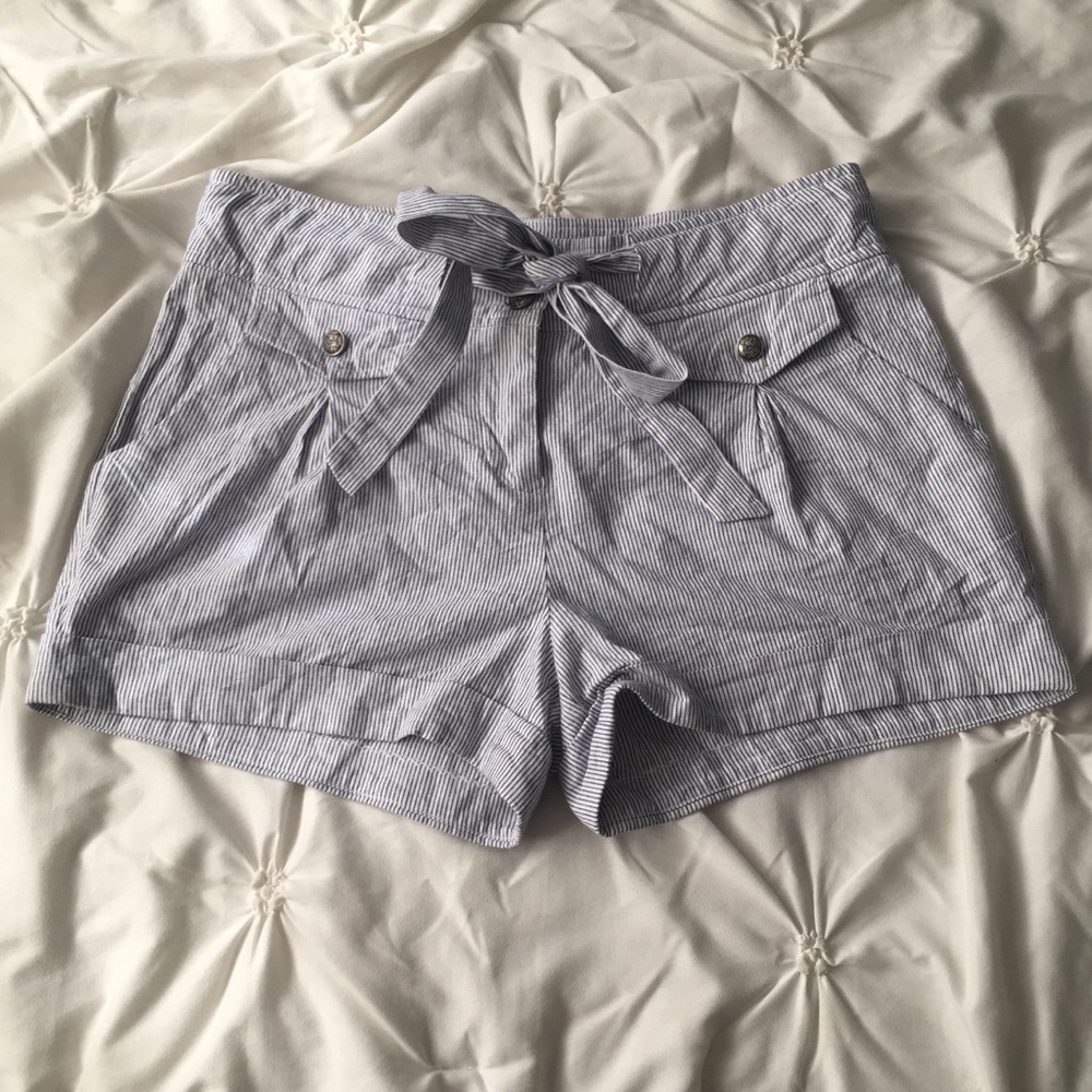 Half & Half Striped Cuff Tie Belt Button Shorts