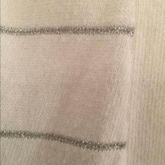 White and silver cardigan - Picture 3 of 3