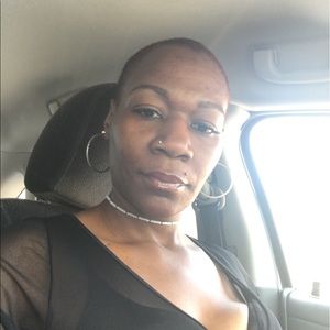 Meet your Posher, Carmen