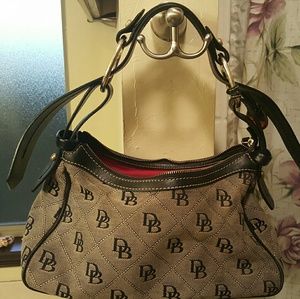 Hand bag