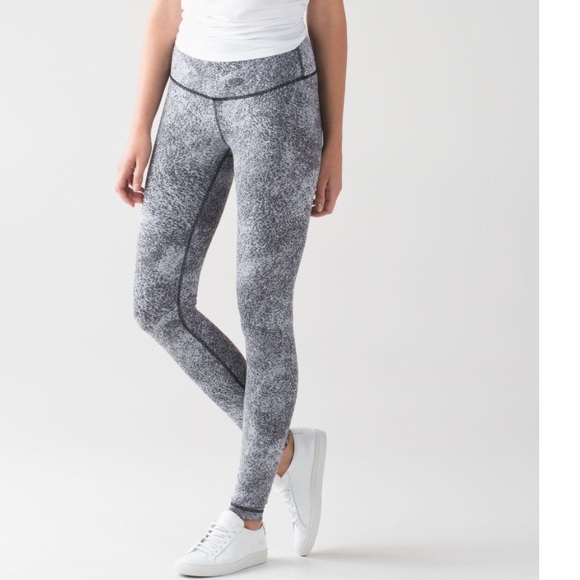 lululemon athletica Pants - Lululemon Wunder Under Hi-Rise Sz 2