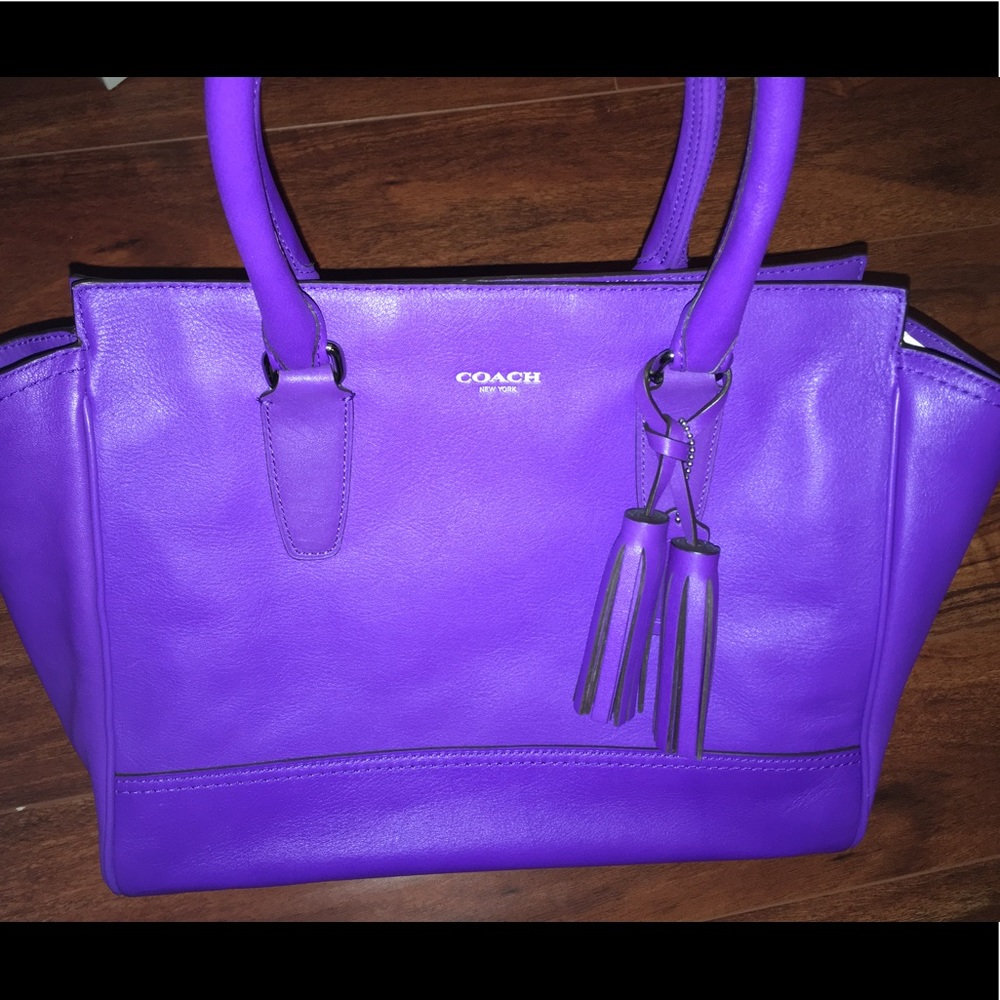 Coach 19890 Legacy Leather Medium Candace Carryall