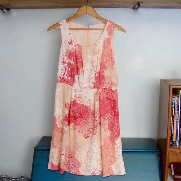 LOFT Dresses & Skirts - LOFT Pink Floral Dress