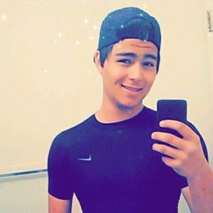 Meet your Posher, Jeremiah