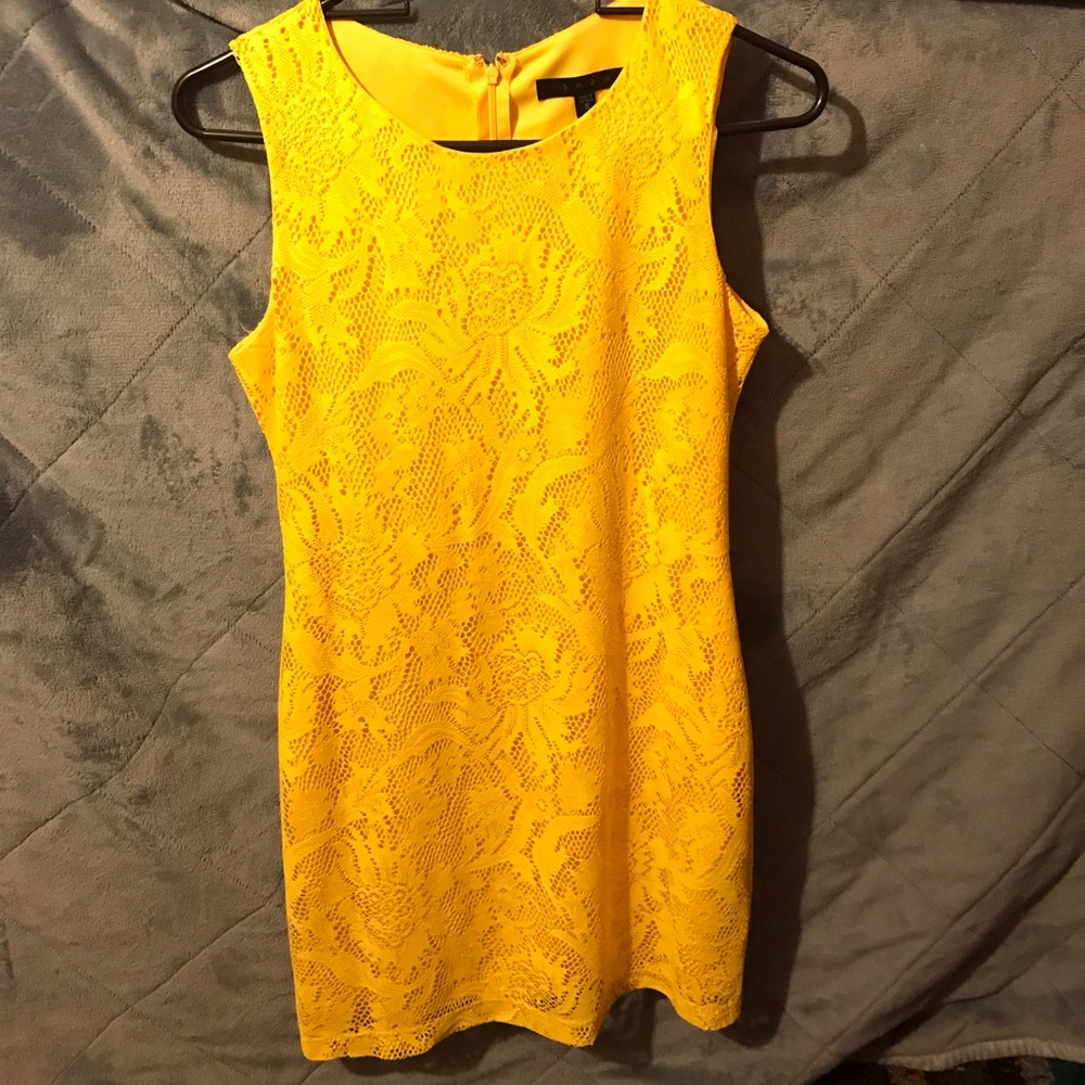 Fun, bright dress!