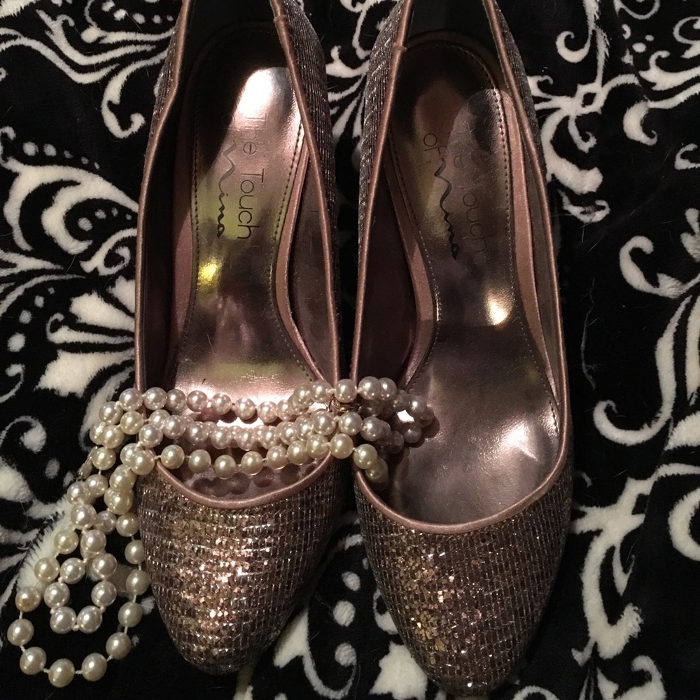 Sparkle Heels 👠