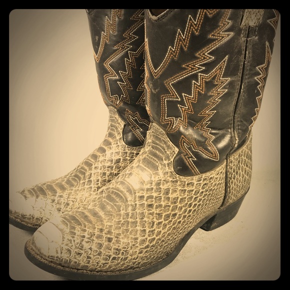 kids snake skin boots