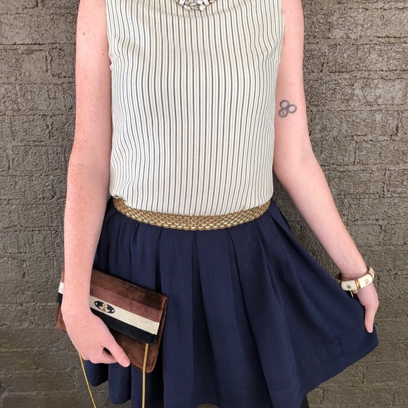 Villager Shirtdress - Picture 2 of 7