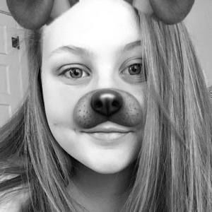 Meet your Posher, Ashlee