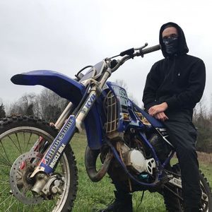 Meet your Posher, Dustin