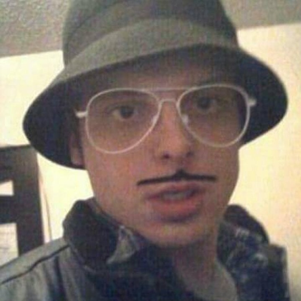 Meet your Posher, Hector