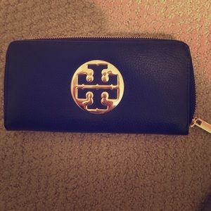 Tory Burch wallet