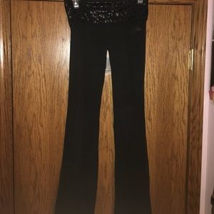 Victoria’s Secret PINK yoga pants