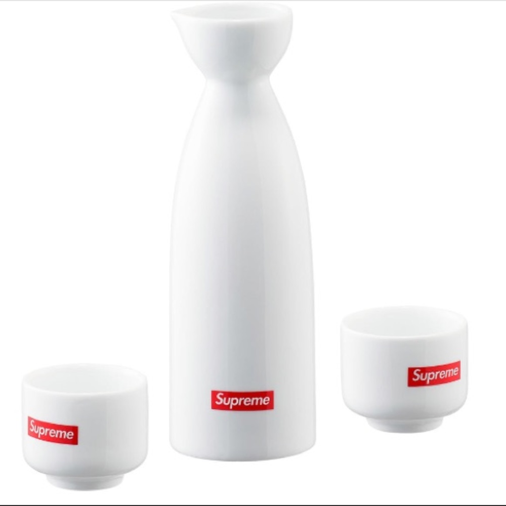 SUPREME SAKE SET BOGO