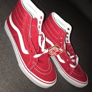 Brand New Women size 8 Red Vans