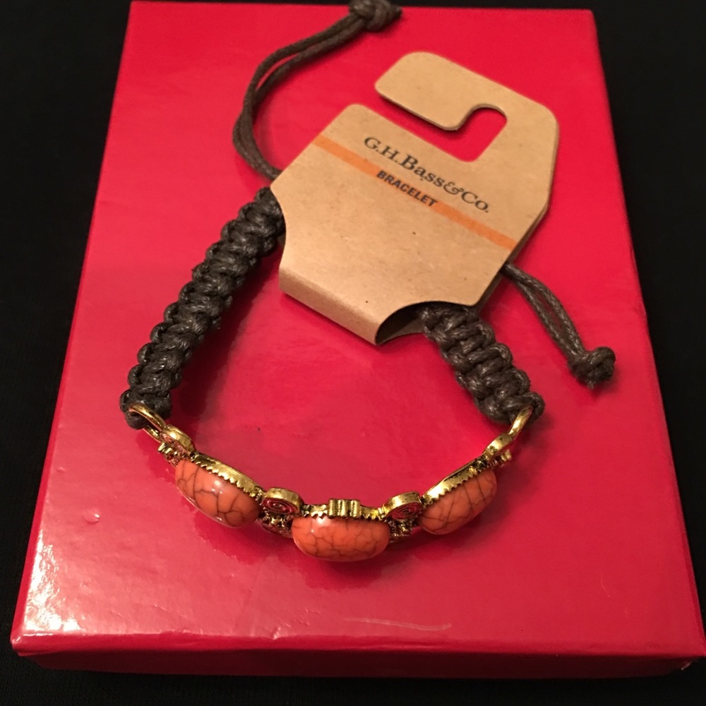 Bracelet