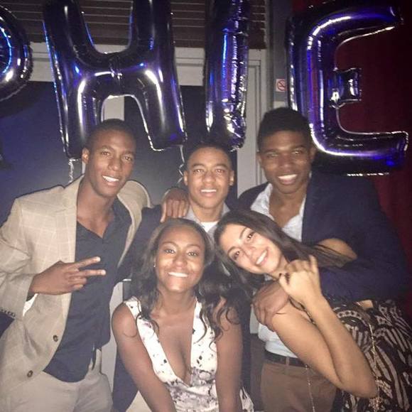 Meet your Posher, Derrick - Picture 1 of 1