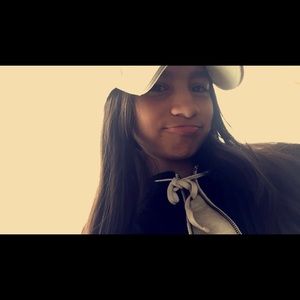 Meet your Posher, Annie