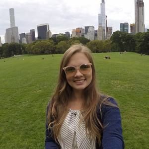 Meet your Posher, Stefani caroline