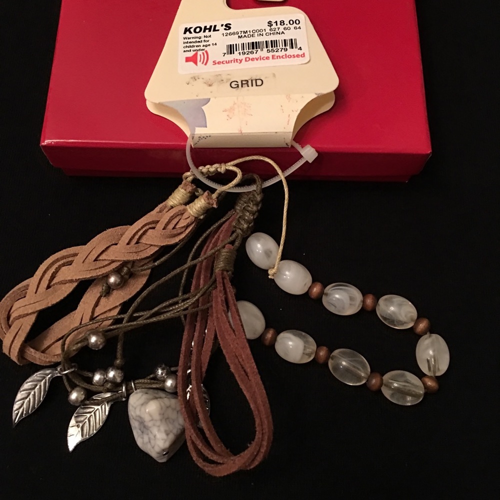 Bracelets - Picture 2 of 3