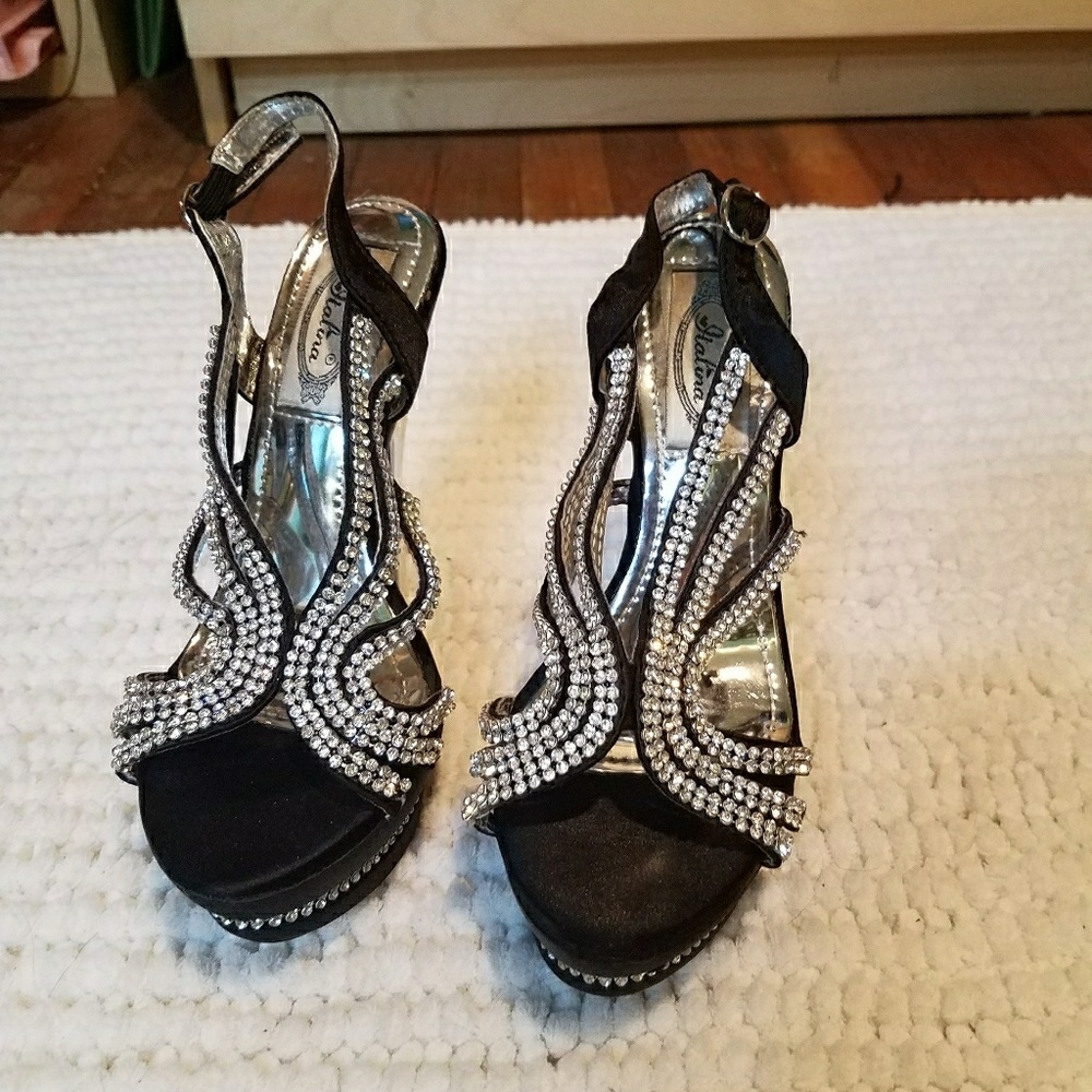 Wore Them Once For Prom In 2013. - image 1
