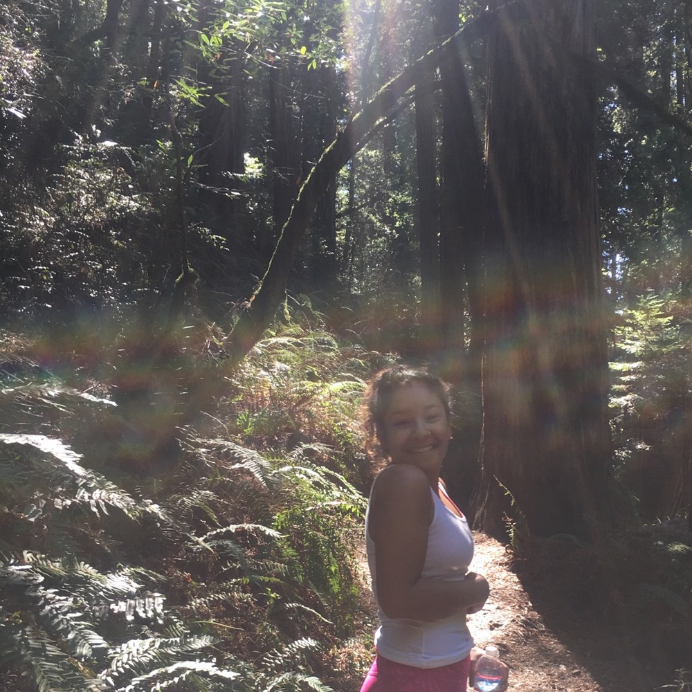 Meet your Posher, Antonia