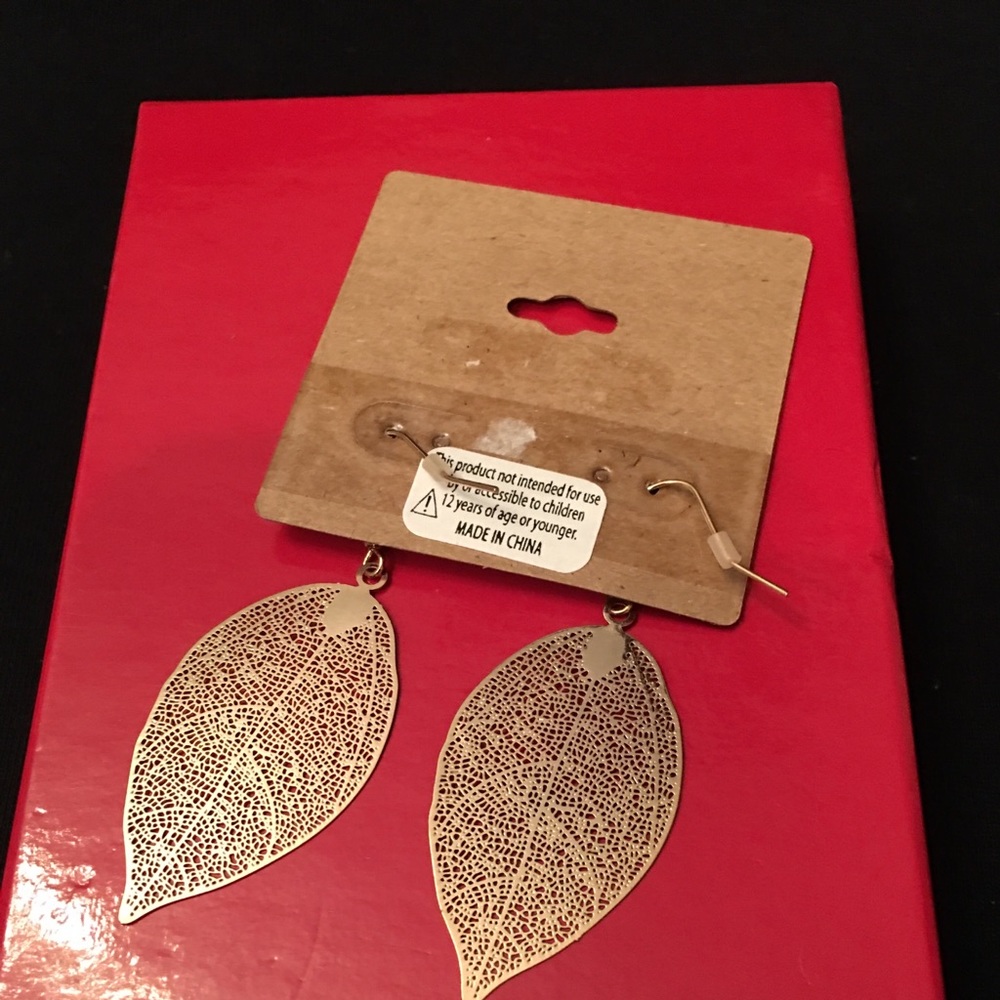Earrings - Picture 2 of 2